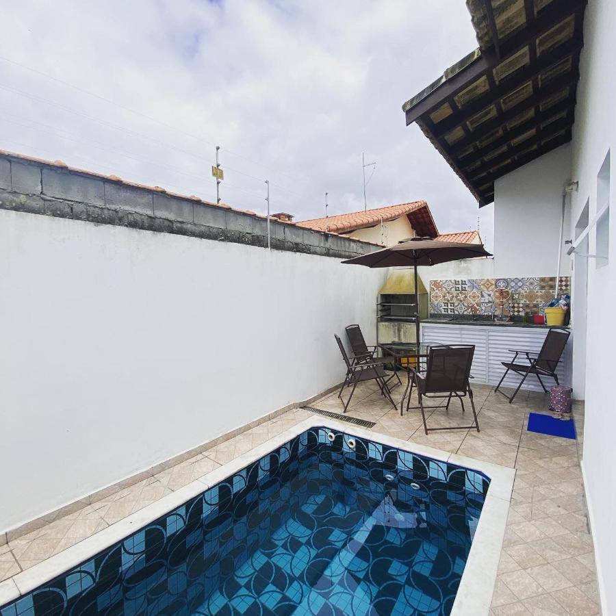 Casa Com Piscina E Churrasqueira - Lindissima! Итаньяэн Экстерьер фото