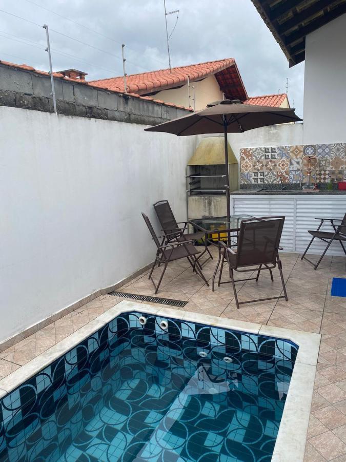 Casa Com Piscina E Churrasqueira - Lindissima! Итаньяэн Экстерьер фото