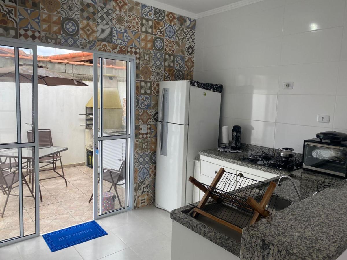 Casa Com Piscina E Churrasqueira - Lindissima! Итаньяэн Экстерьер фото