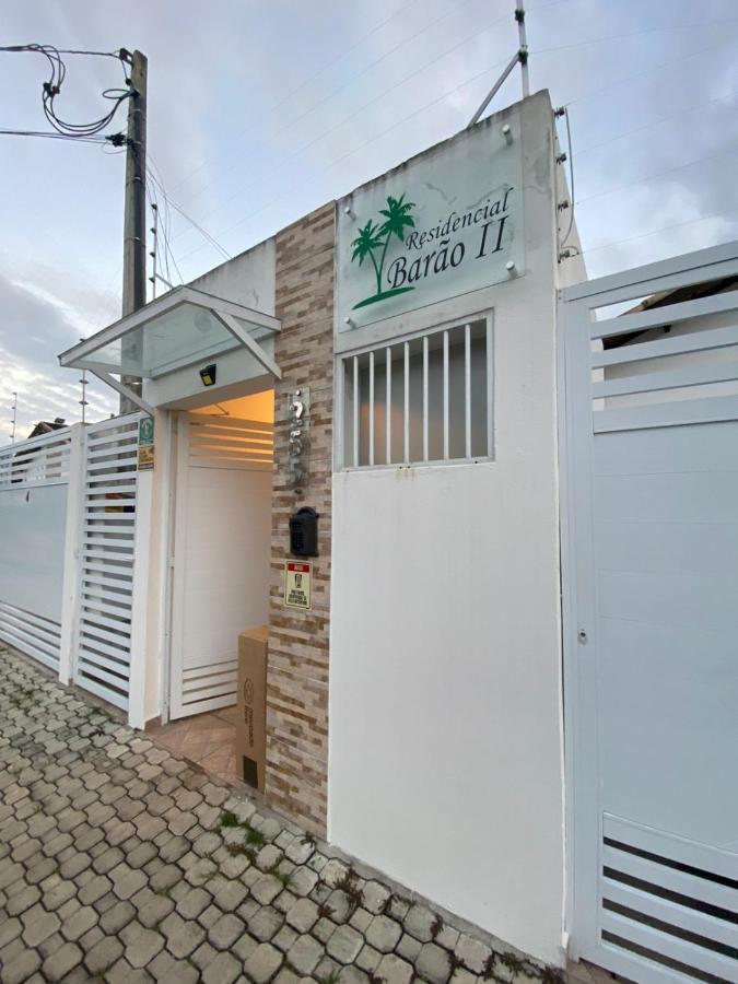 Casa Com Piscina E Churrasqueira - Lindissima! Итаньяэн Экстерьер фото